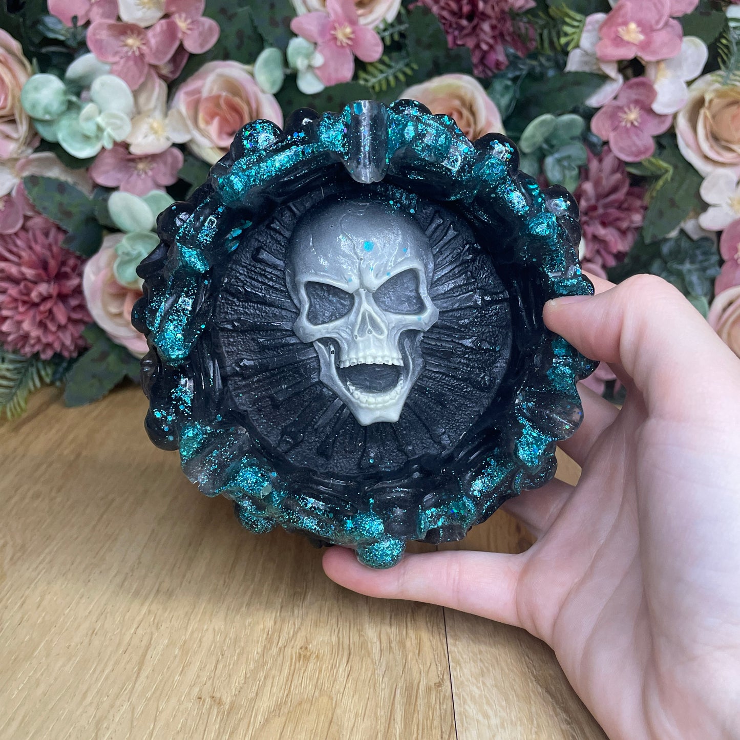 Totenkopf Aschenbecher in verschiedenen Designs