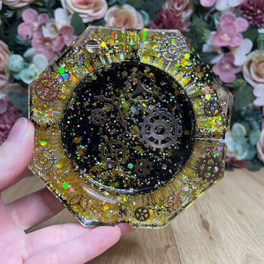 8 eckiger Aschenbecher in verschiedenen Designs