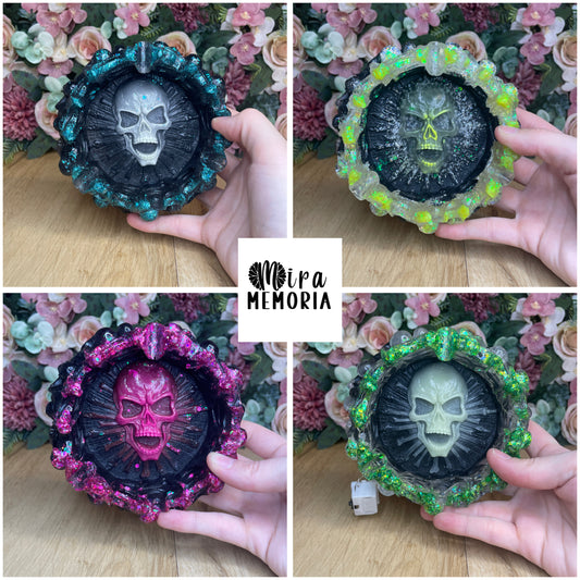 Totenkopf Aschenbecher in verschiedenen Designs